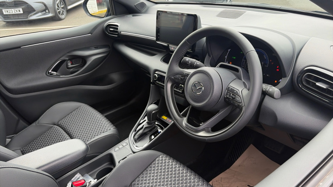 Mazda 2 Hybrid 1.5i Hybrid Homura 5dr CVT Hybrid Hatchback - Image 11